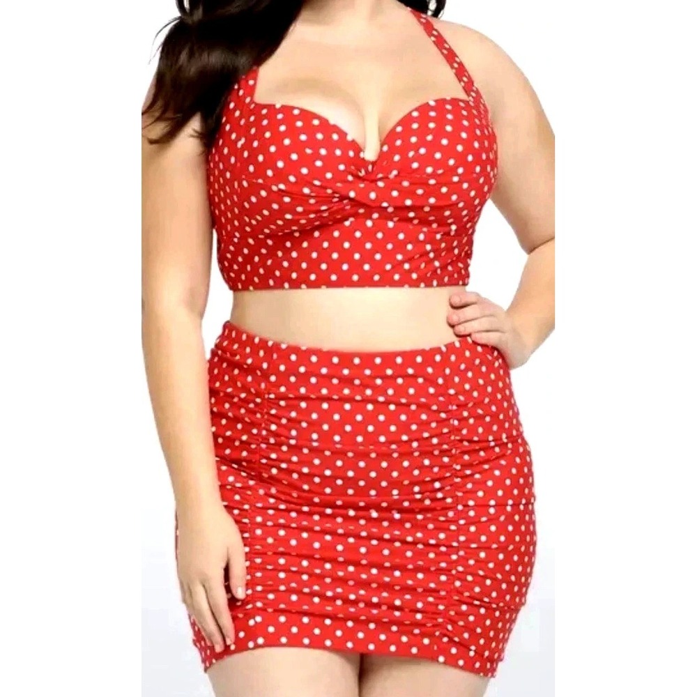 Torrid Bikini Top Plus Size 4x Polka Dots Pinup Rockabilly Retro Red Sexy Swim